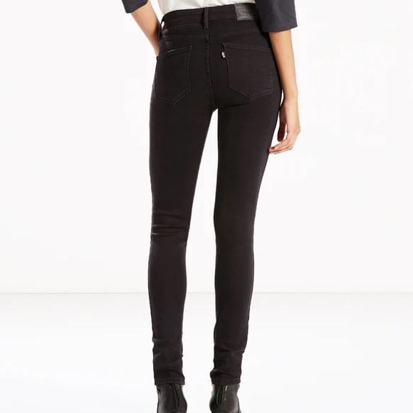 Levi’s Women’s 721 High Rise Skinny Jeans - Picture 3 of 3